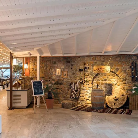 Bay - Adults Only Hotel