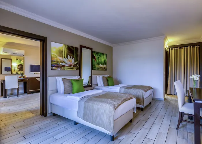 Bay - Adults Only 5* مرمريس