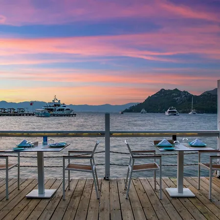 فندق Bay - Adults Only 5*