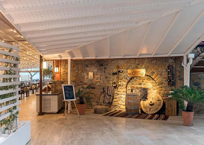 Bay - Adults Only Hotel